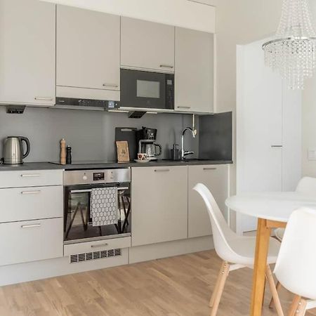 Cozy Apartment Right Next To Metro Station 에스포 외부 사진